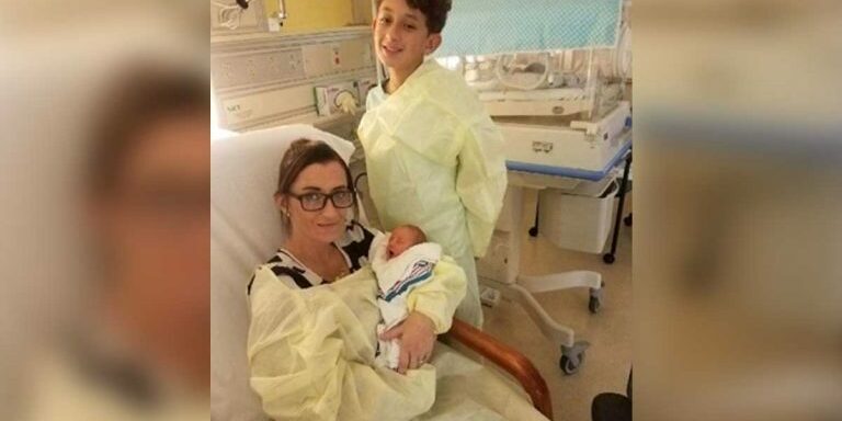 10_year_old_delivers_baby_featured