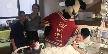 190426144508-01-chick-fil-a-sunday-delivery-hospital-large-169