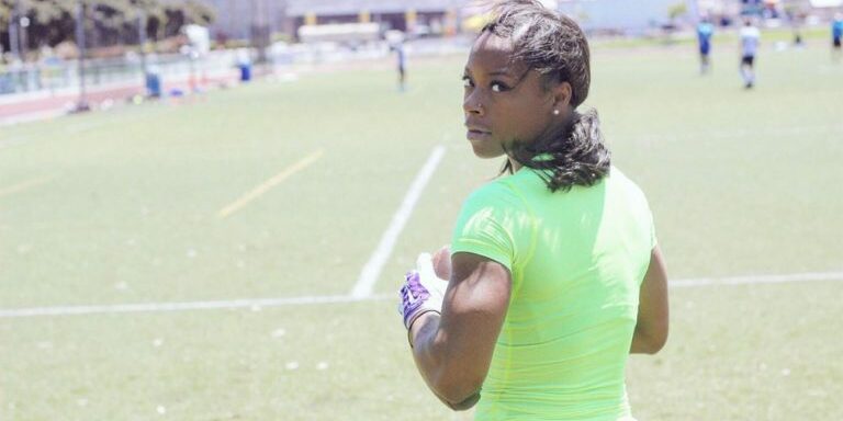 harris-antoinette-football