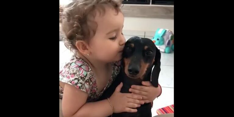 hug4