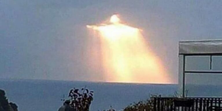 jesusclouds3