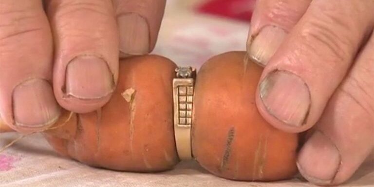 ring-on-carrot